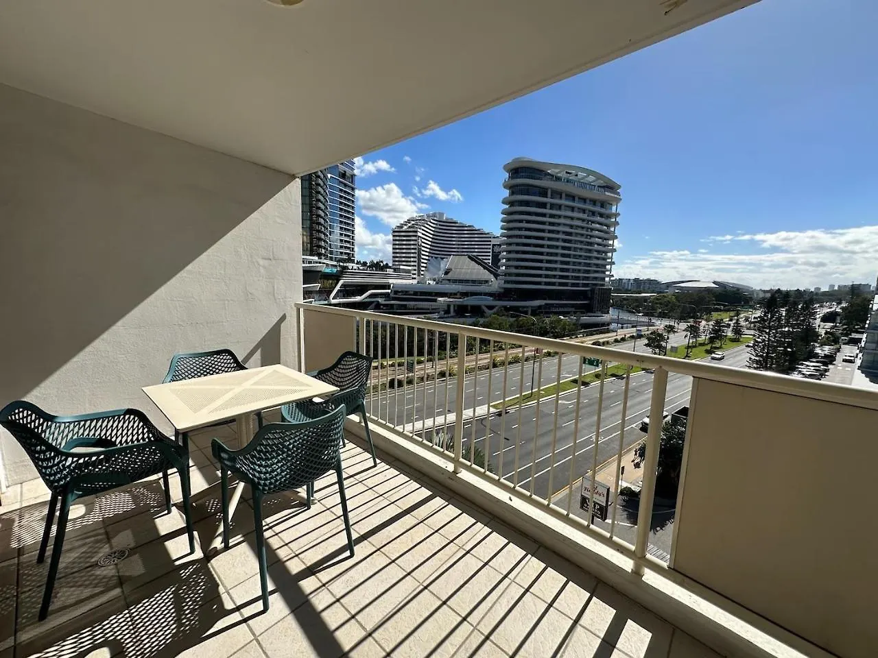 Broadbeach Central Apt 600 Gold Coast Australia